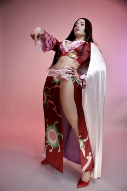 Atina - Boa Hancock