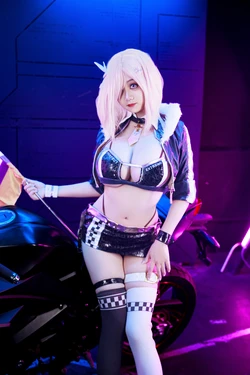 阿雪雪 - 玛修赛车