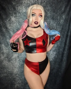 Kate Gray - Harley Quinn