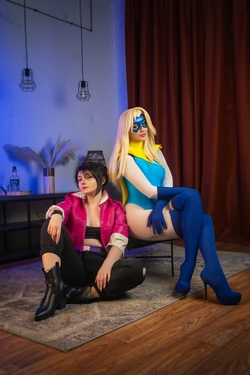 CarryKey & Lera Himera - Invisigal & Blonde Blazer