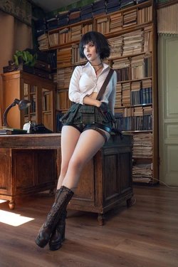 Helly Valentine - Lady