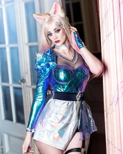 Sophie Valentine - Ahri KDA