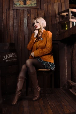 Sophie Valentine - Ashley
