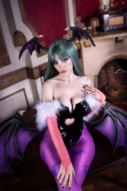Sophie Valentine - Morrigan Aesland