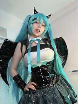 Upminaa - Neko Miku