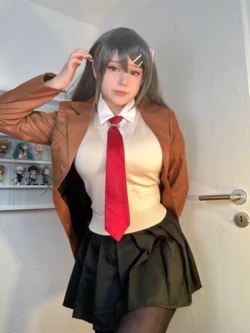 Upminaa - Mai