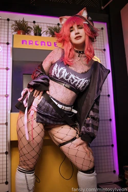 Mintosylveon - Goth Raora