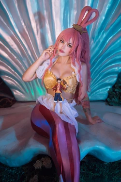 Kalinka Fox - Shirahoshi
