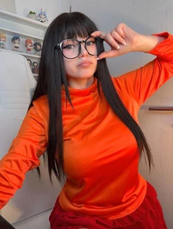Upminaa - Velma