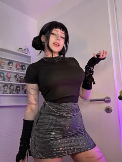 Upminaa - Zoey