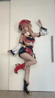Duckie Cosplay - Yanfei