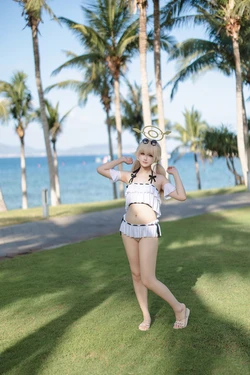 lunananya 蔚蓝档案 阿慈谷日富美 泳装