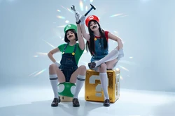 Anastasia Komori - Super Mario Bros