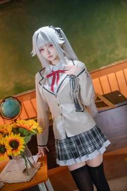 大大卷卷小卷 - 美少女万华镜 篝之雾枝 校服