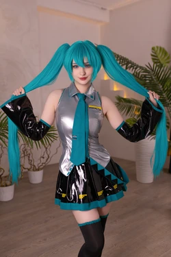 Hologana Miku