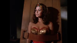 wonder woman lynda carter screenset 2