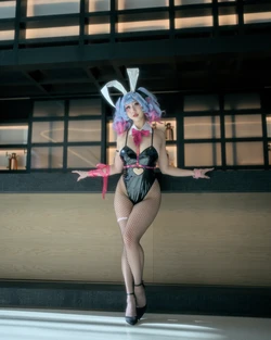 Danisaurz - Bunny  Miku
