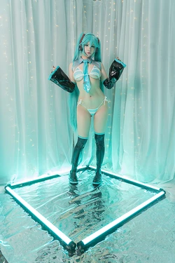 Yukeshiro - Miku