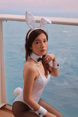 AI Girl - Katherine / Kasin (AI Generated)