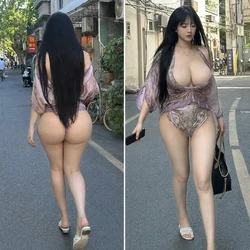 Living in a neighborhood full of girls like this (住在一个到处都是这样的女孩的社区里) [AI Generated]