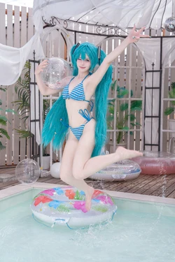 Saya Scarlet - Miku bikini