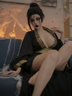 Ain Nguyen - Fourth Sister