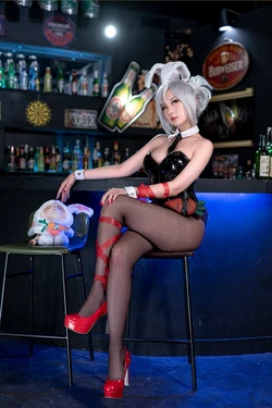 Battle Bunny Riven Rakang_cos
