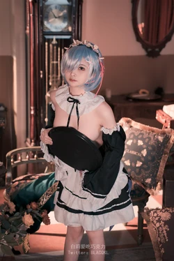 白莉爱吃巧克力No.014蕾姆女仆装