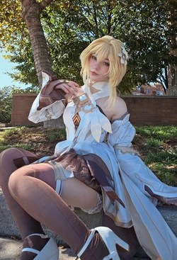 Celebi cosplay - Lumine