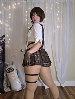 Athena Phorah - Lady
