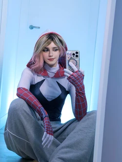 Mahouberry - Gwen Stacy