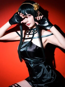 Tsukino Hisui - Yor