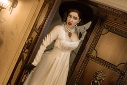 Daria Flora - Lady Dimitrescu